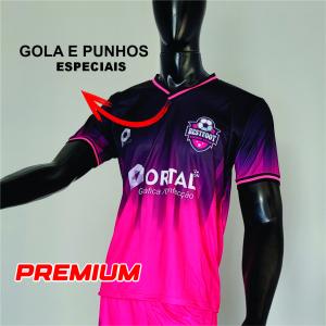 Uniforme Esportivo A Malha Cacharrel é conhecida por vários nomes: helanca light, helanquinha. É uma malha fina e leve, muito utiliza para  eventos, artesanatos, camisa de uniforme esportivo. Por ser 100% poliéster     Gola Esportiva